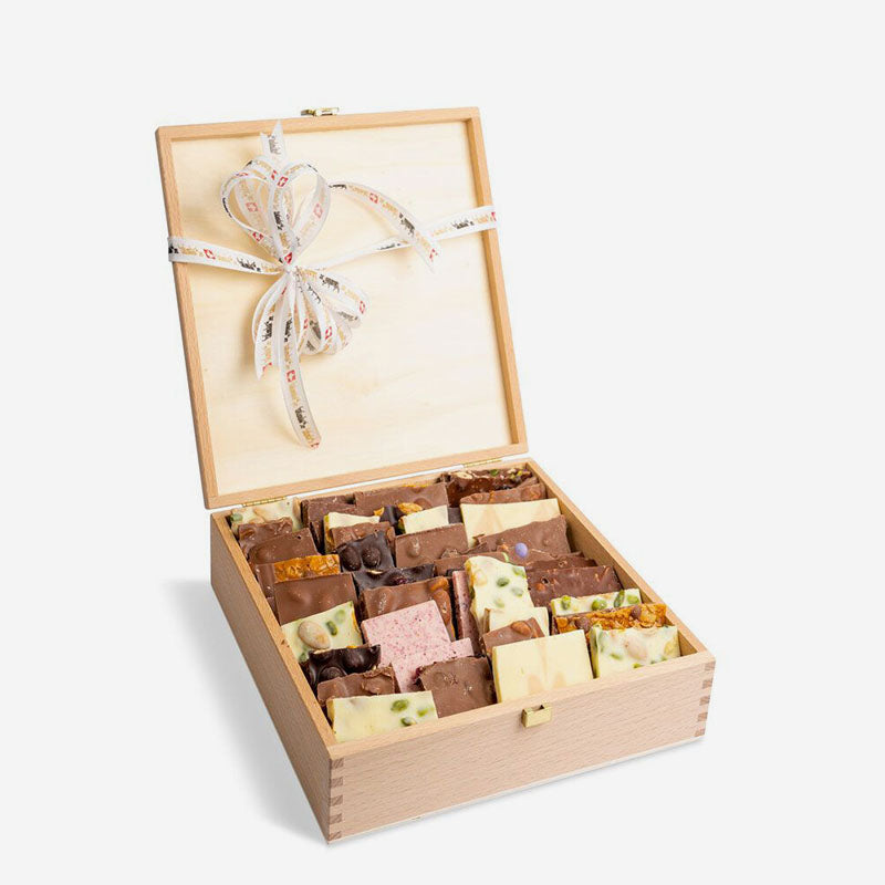 Cascade FrischSchoggi in Wood Box 72 pcs – 1800g